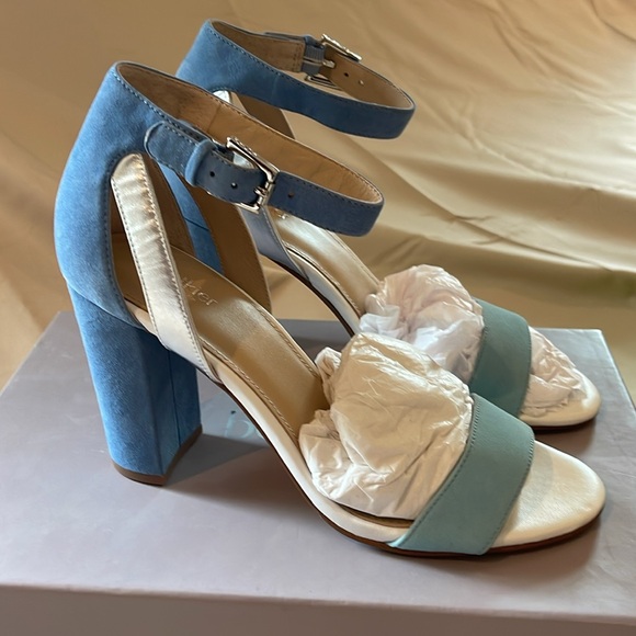 BOTKIER
Gianna Suede Ankle Strap High Heel Sandals, Size 7.5 - Picture 5 of 9